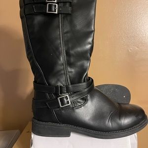 Girls black riding boots with buckles